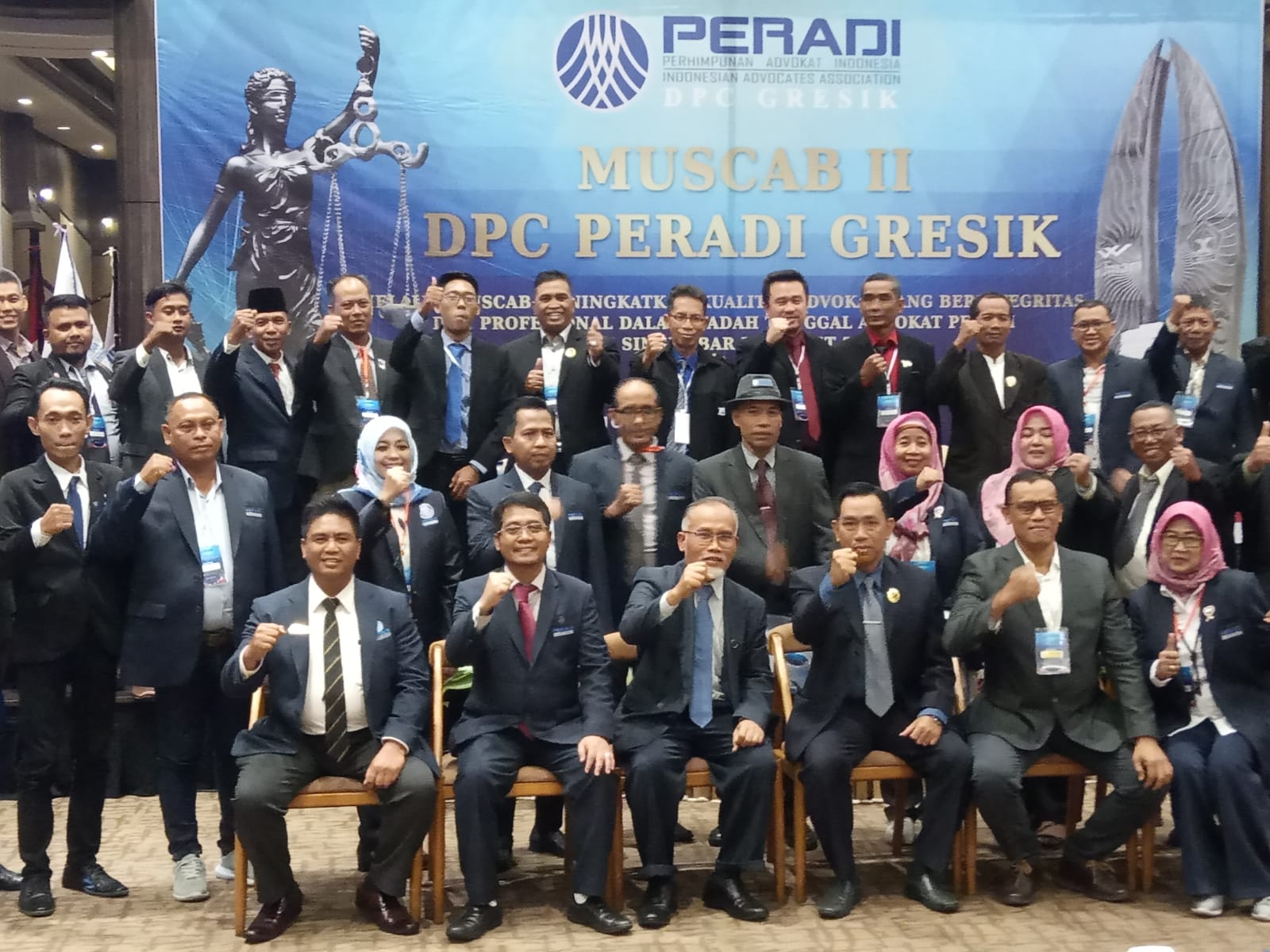 Anggota PERADI NTB